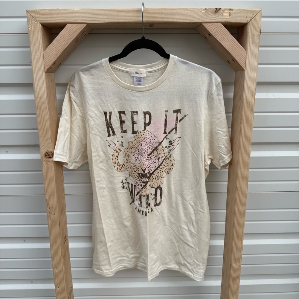 Cream Graphic T-Shirt with Leopard Print